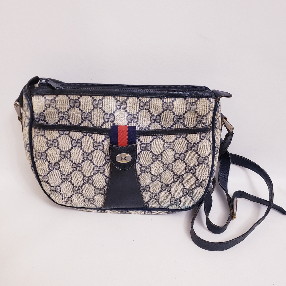 COPY - Gucci Accessory Collection Vintage Crossbo…